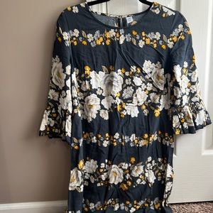 Blue floral bell sleeve dress